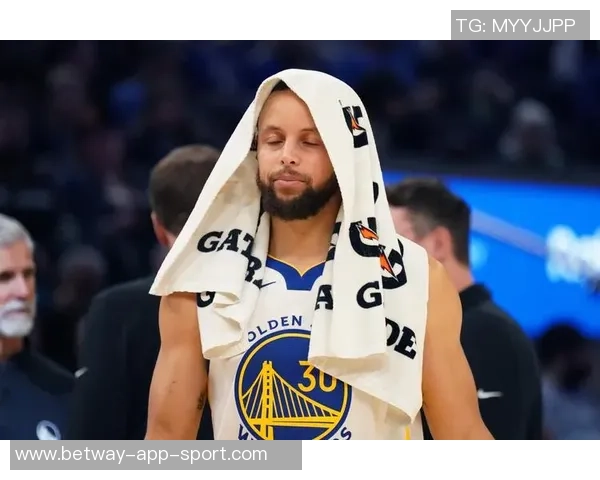 科尔谈老将出场时间难题称将在季前赛中尝试多种阵容组合